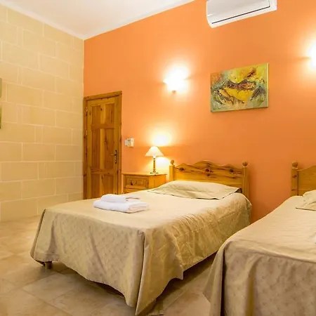 Al Faro فندق مبيت وإفطار